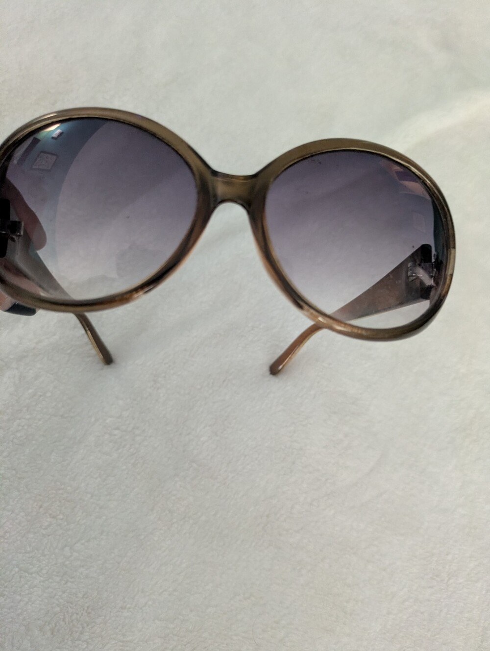 🛍️3/$15--GUC Loft oversize olive green-brown sunglasses w/purple-gray lenses